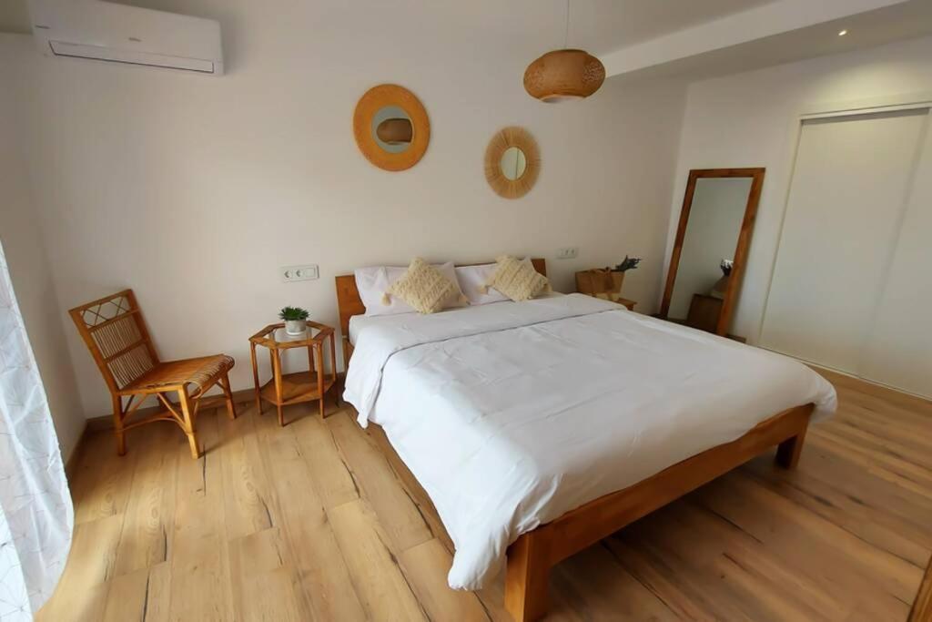 El Alema I. Apartamento De Diseno En Gandia. Lägenhet Exteriör bild